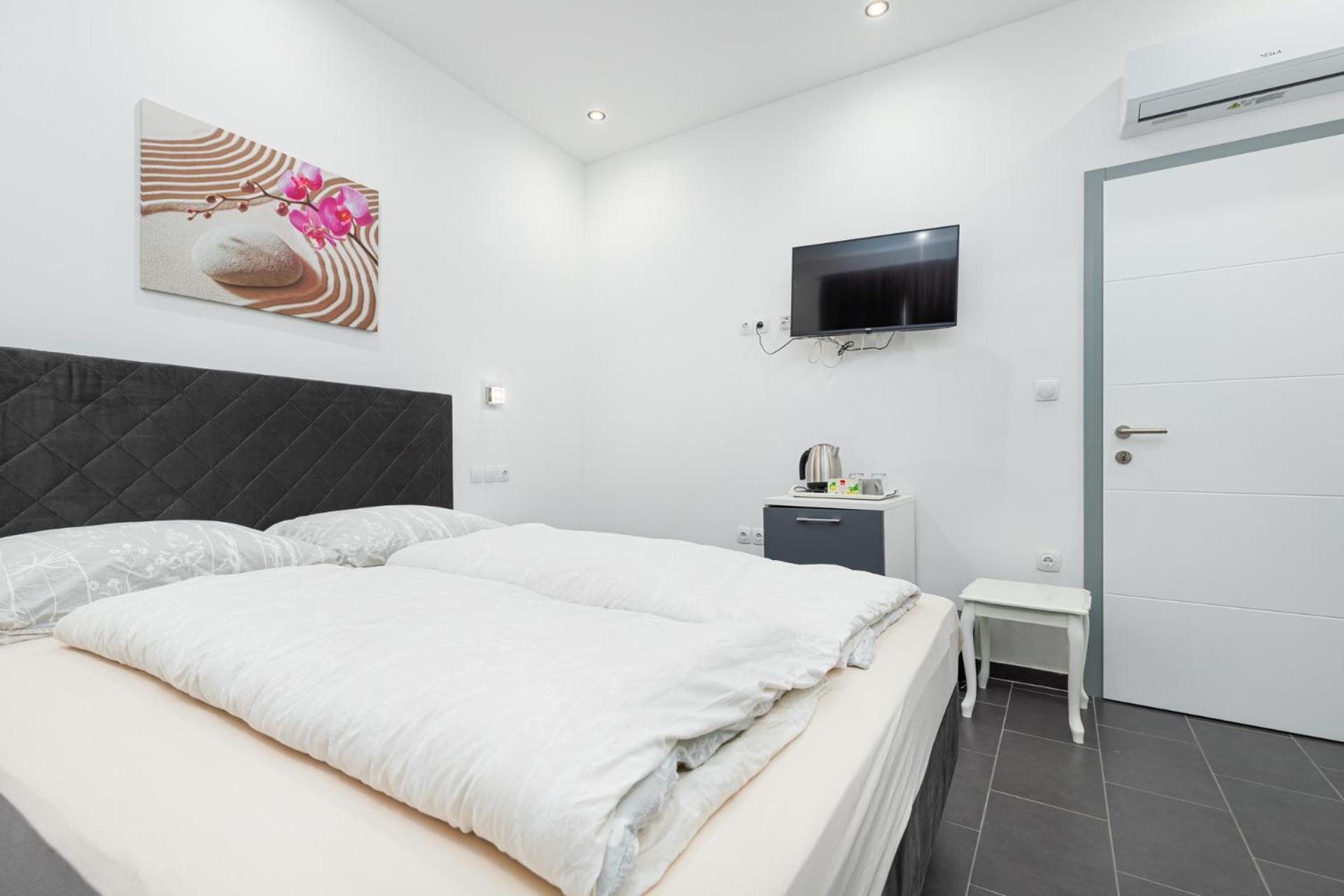 Rooms And Studio Flora Poreč Dış mekan fotoğraf