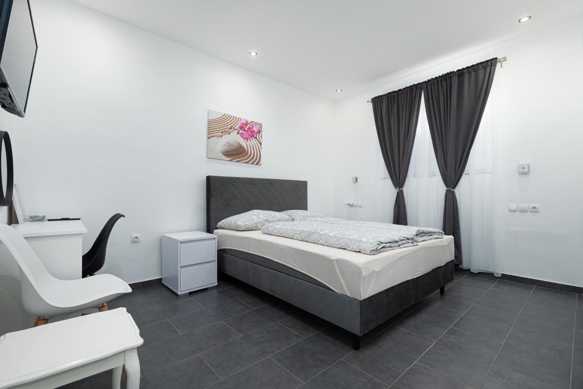Rooms And Studio Flora Poreč Dış mekan fotoğraf