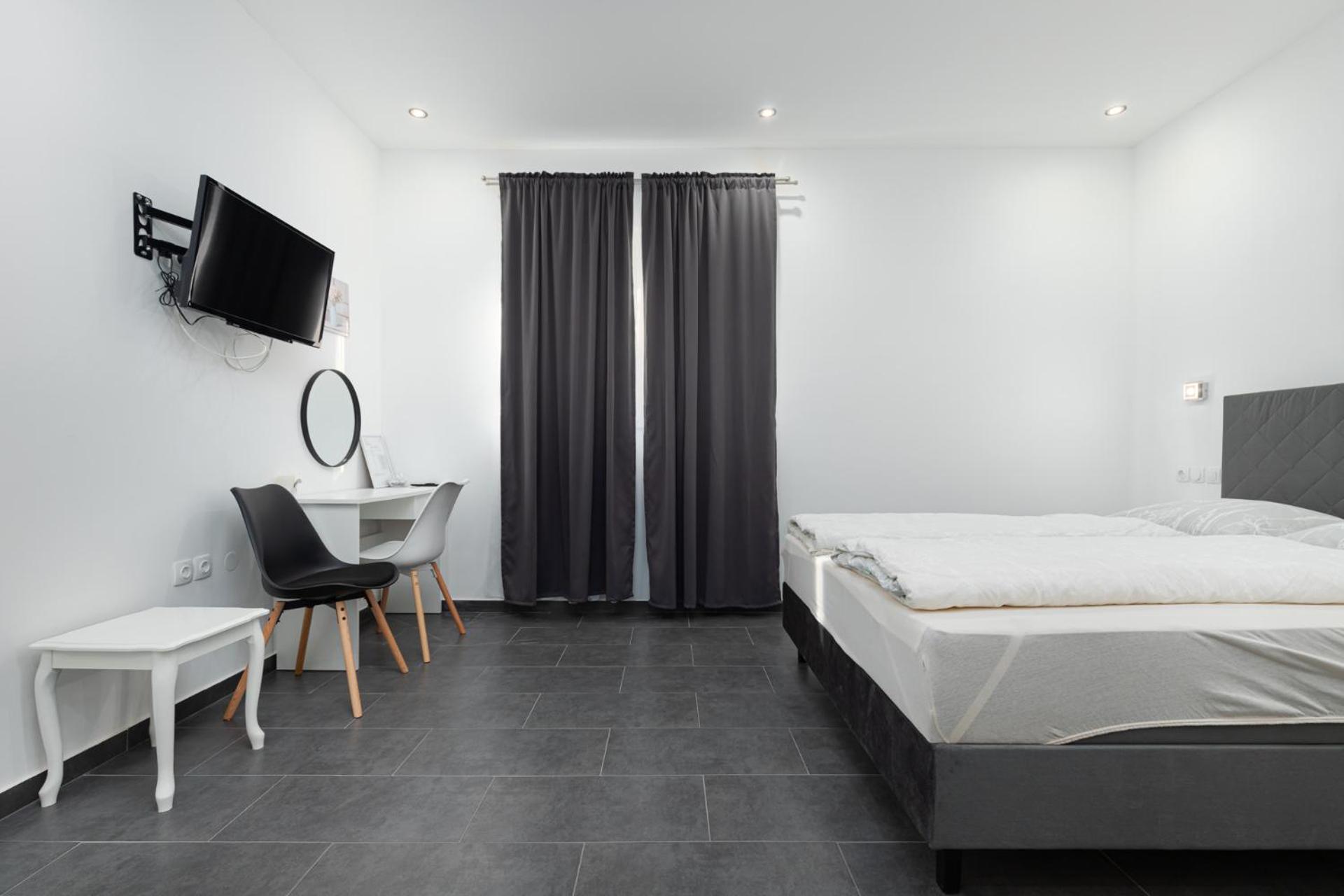 Rooms And Studio Flora Poreč Dış mekan fotoğraf