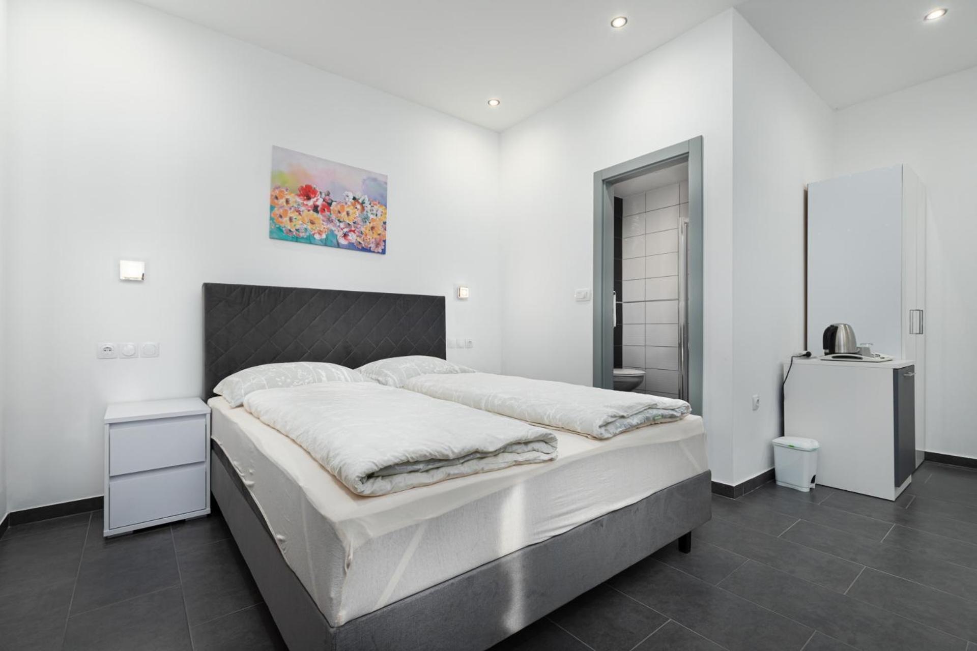 Rooms And Studio Flora Poreč Dış mekan fotoğraf